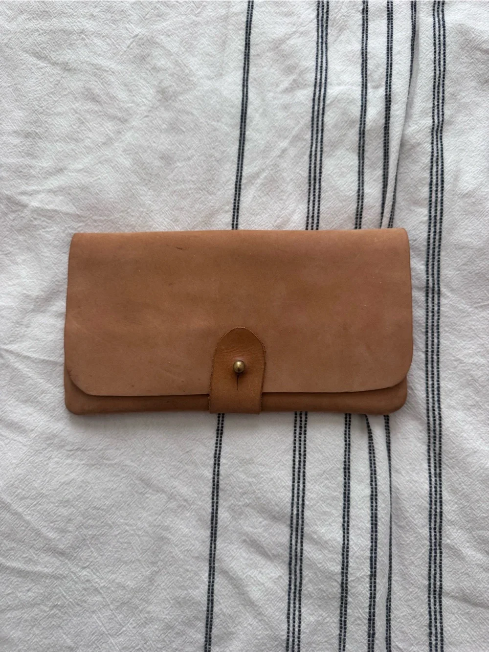 Classic Tan Leather Wallet Clutch